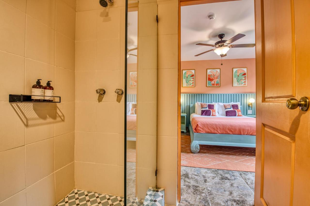 Bocas Paradise Hotel โบกัสทาวน์ ภายนอก รูปภาพ